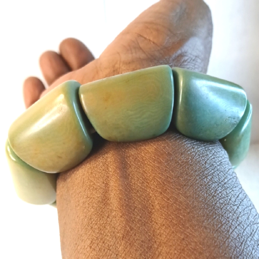 Vintage Green Beaded Bracelet Natural Stone Jewelry - Picture 2 of 4